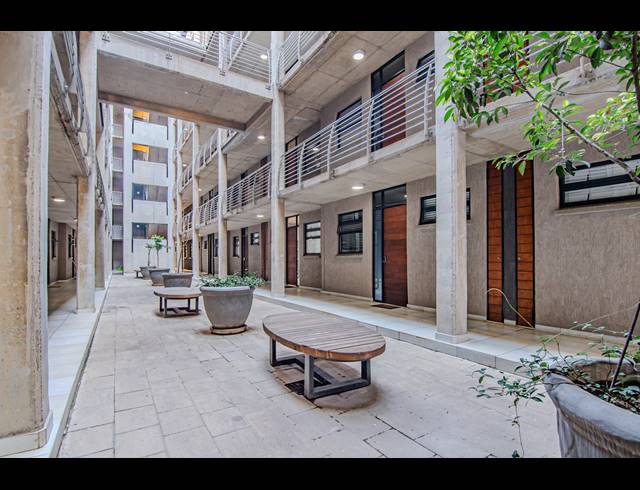 2 BEDROOM APARTMENT TO LET IN BROOKLYN